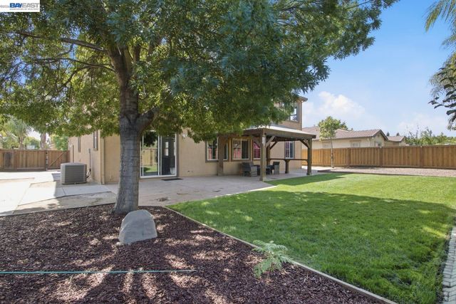 1172 Pimento Dr, Brentwood, CA 94513
