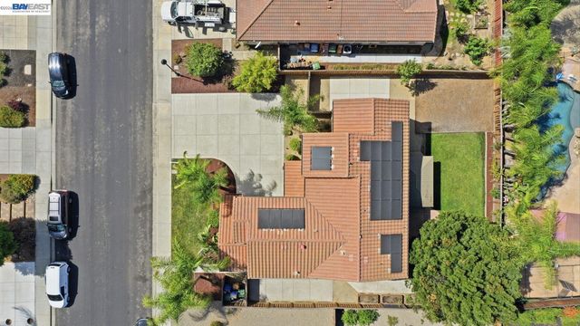 1172 Pimento Dr, Brentwood, CA 94513