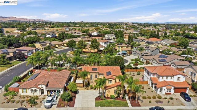 1172 Pimento Dr, Brentwood, CA 94513