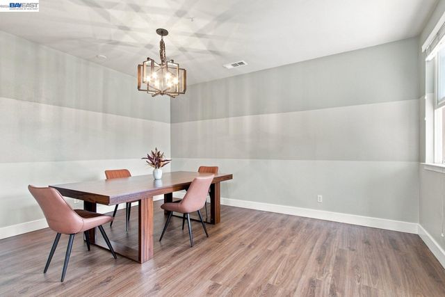 1172 Pimento Dr, Brentwood, CA 94513