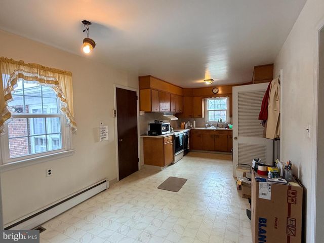 1101 WEBSTER DR, Wilmington, DE 19803