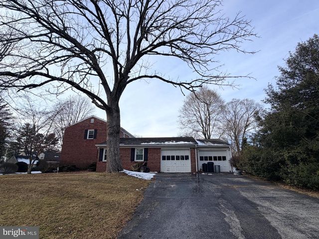 1101 WEBSTER DR, Wilmington, DE 19803