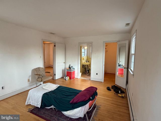 1101 WEBSTER DR, Wilmington, DE 19803