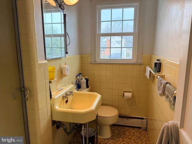 1101 WEBSTER DR, Wilmington, DE 19803