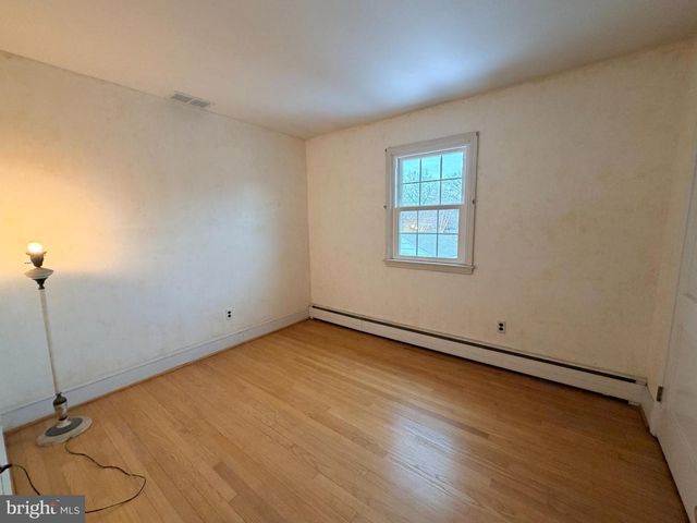 1101 WEBSTER DR, Wilmington, DE 19803