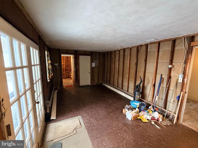 1101 WEBSTER DR, Wilmington, DE 19803