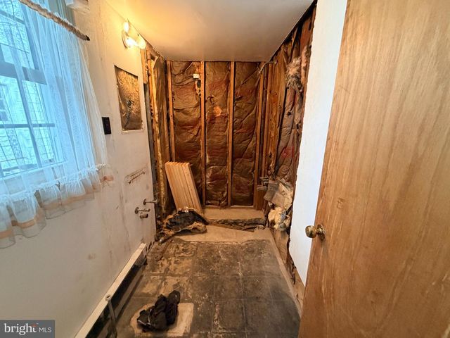 1101 WEBSTER DR, Wilmington, DE 19803