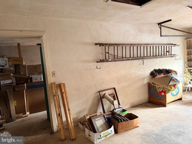 1101 WEBSTER DR, Wilmington, DE 19803