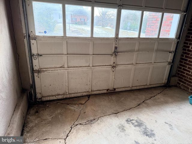 1101 WEBSTER DR, Wilmington, DE 19803