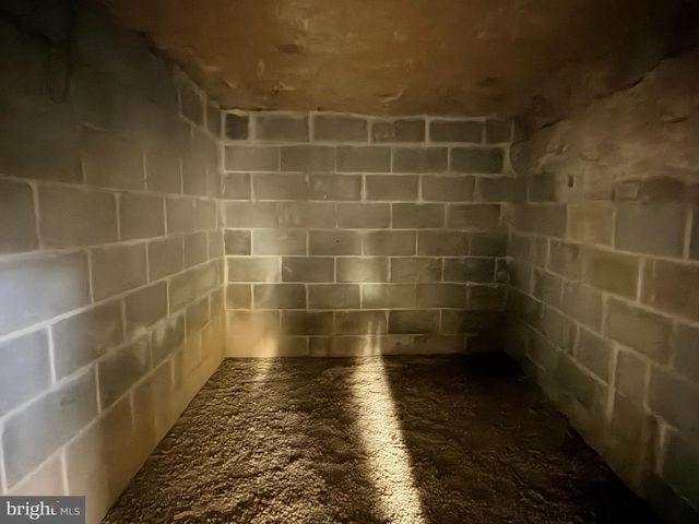 1101 WEBSTER DR, Wilmington, DE 19803