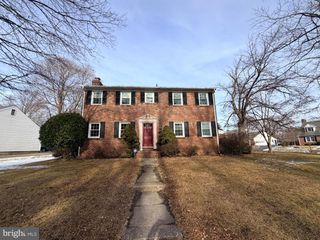 1101 WEBSTER DR, Wilmington, DE 19803