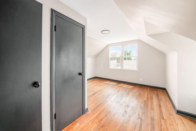 2200 Medina Avenue, Columbus, OH 43211