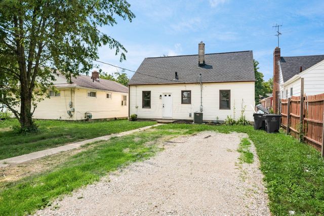 2200 Medina Avenue, Columbus, OH 43211