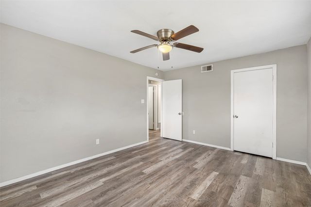 105 W College Street, Blooming Grove, TX 76626