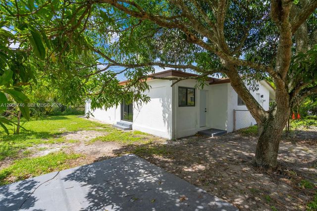 18425 NW 23rd Avenue, Miami Gardens, FL 33056