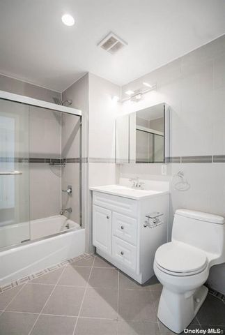 109-15 72nd Road 5B, Forest Hills, NY 11375