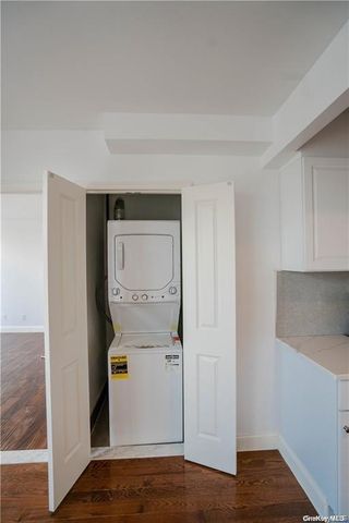 109-15 72nd Road 5B, Forest Hills, NY 11375