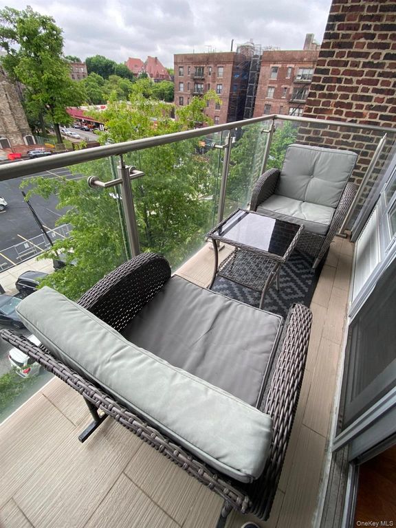 109-15 72nd Road 5B, Forest Hills, NY 11375