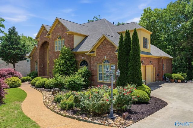 121 Cheekwood Drive, Madison, AL 35758