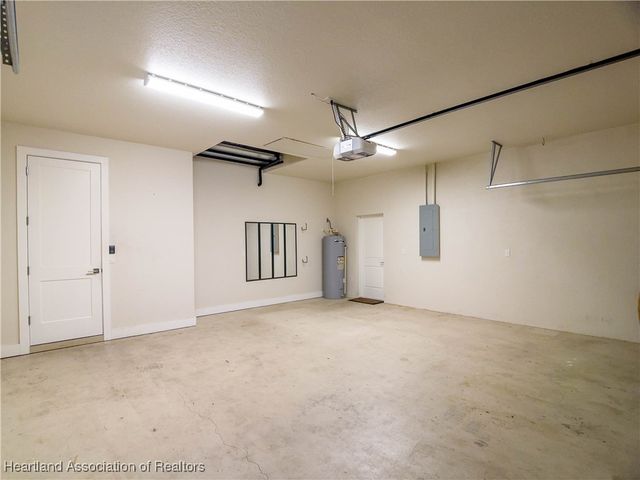 7055 Strafford Oaks Drive, Sebring, FL 33875