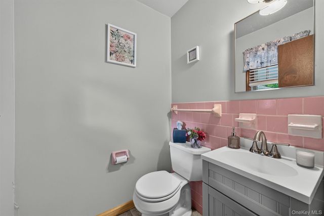 25 Lucky Lane, Washingtonville, NY 10992