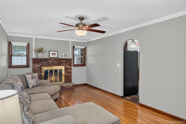 25 Lucky Lane, Washingtonville, NY 10992