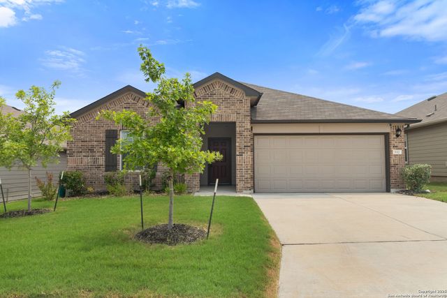 832 PRONGHORN TRL, Seguin, TX 78155