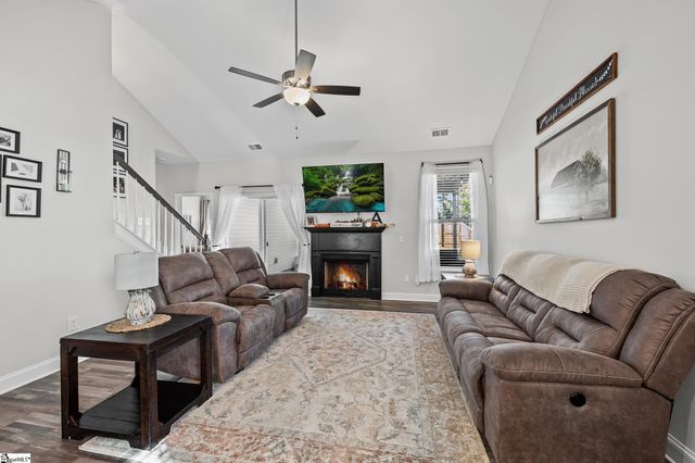 1422 Almaden Street, Boiling Springs, SC 29316