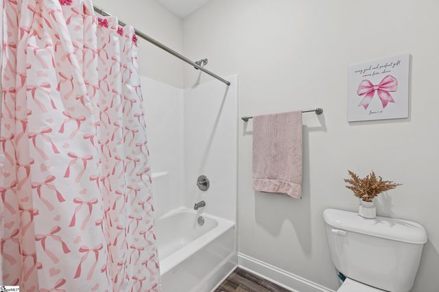 1422 Almaden Street, Boiling Springs, SC 29316