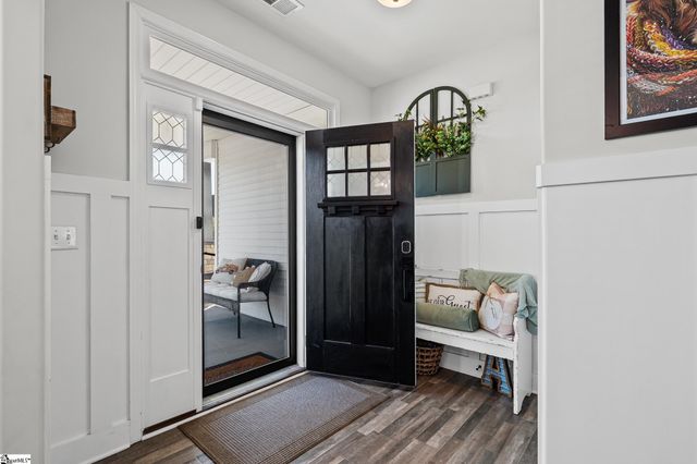 1422 Almaden Street, Boiling Springs, SC 29316