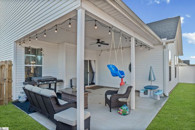 1422 Almaden Street, Boiling Springs, SC 29316