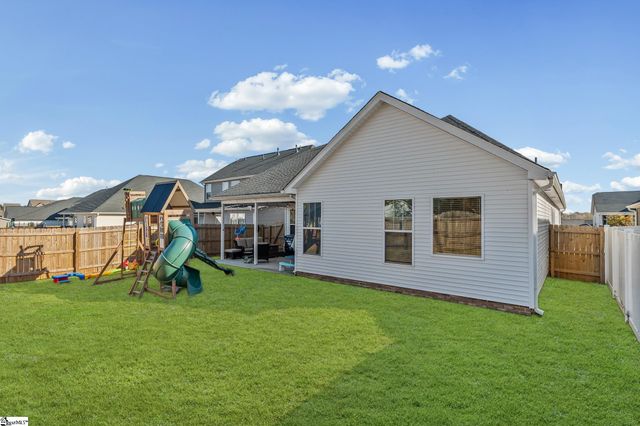 1422 Almaden Street, Boiling Springs, SC 29316