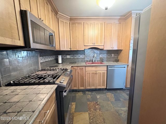 1270 Holmes Court, Neptune City, NJ 07753