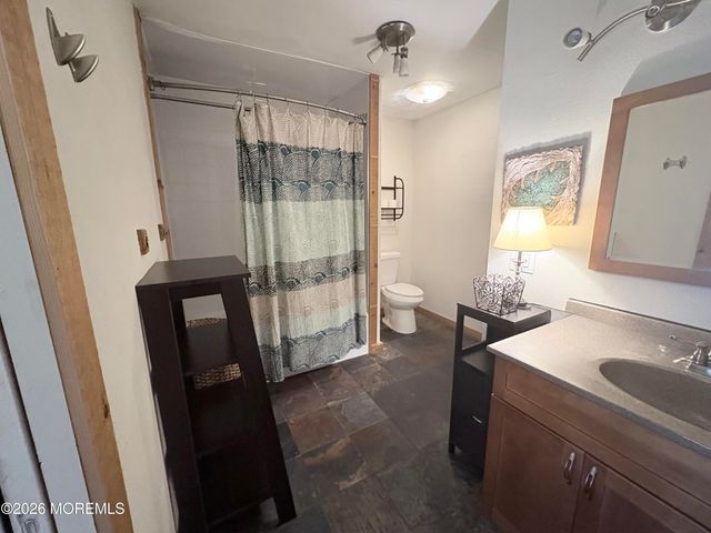 1270 Holmes Court, Neptune City, NJ 07753