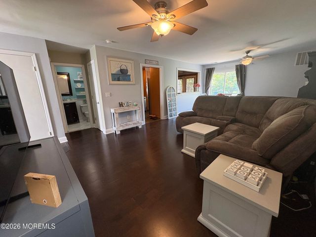 1270 Holmes Court, Neptune City, NJ 07753