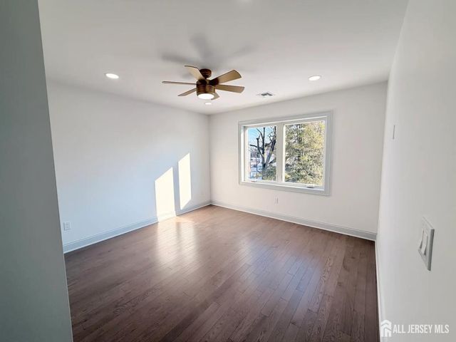46 Foyer Street, Edison, NJ 08817