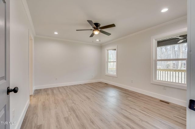 137 Madeline Lane, Rogersville, TN 37857