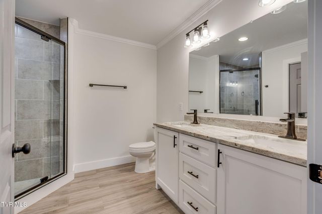 137 Madeline Lane, Rogersville, TN 37857