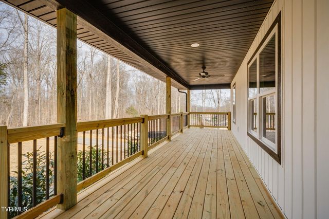 137 Madeline Lane, Rogersville, TN 37857
