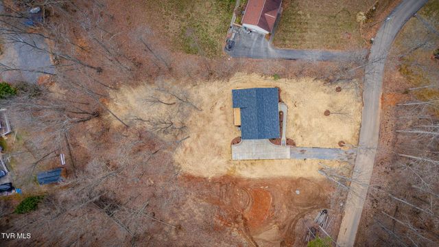 137 Madeline Lane, Rogersville, TN 37857