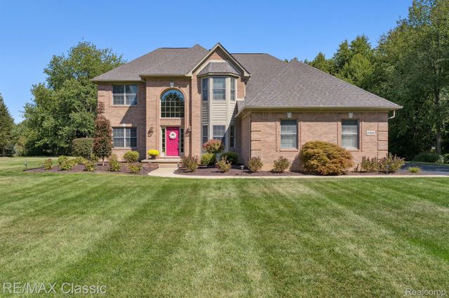 2368 Tanbark, Highland Charter Township, MI 48380