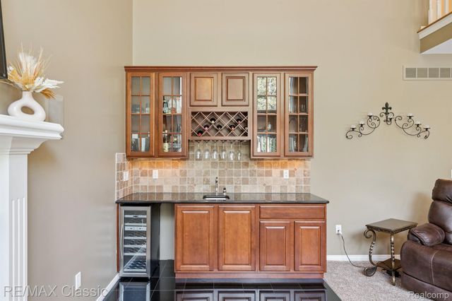 2368 Tanbark, Highland Charter Township, MI 48380