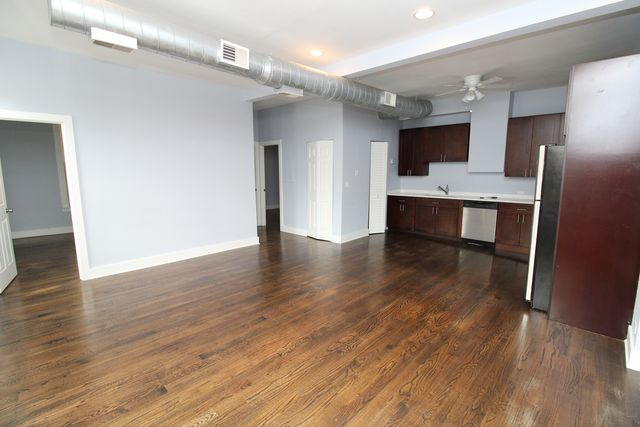 1034 N Ashland Avenue 2R, Chicago, IL 60622