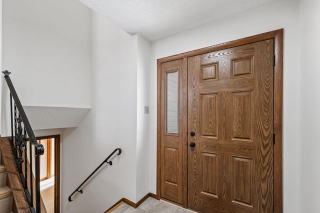 2200 74th Avenue N, Brooklyn Park, MN 55444