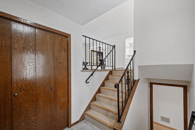 2200 74th Avenue N, Brooklyn Park, MN 55444