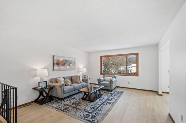 2200 74th Avenue N, Brooklyn Park, MN 55444