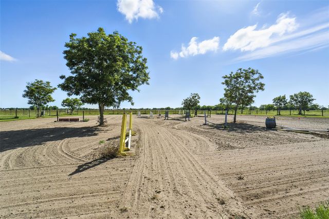 9430 Oberrender Road, Needville, TX 77461