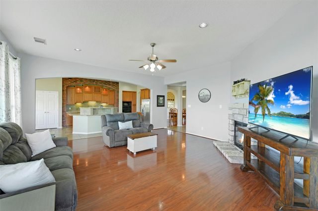 9430 Oberrender Road, Needville, TX 77461