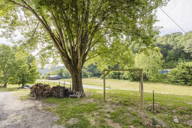 4627 Highway 437, West Liberty, KY 41472