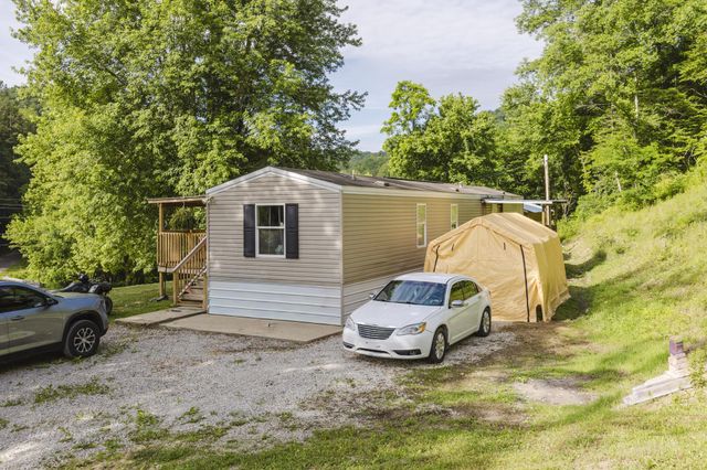 4627 Highway 437, West Liberty, KY 41472